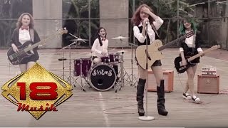 Sisters Band  Dunia Belum Berakhir Official Music Video [upl. by Tisbee288]