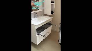 Extracción y colocación de cajones en muebles de baño en Bañoweb [upl. by Zaob888]