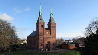 Ordrup Kirke ringer til gudstjeneste 2 s i advent [upl. by Anneh158]