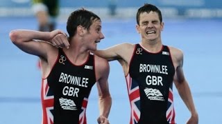 Jonny Brownlee helped over line by brother Alistair [upl. by Pollack]